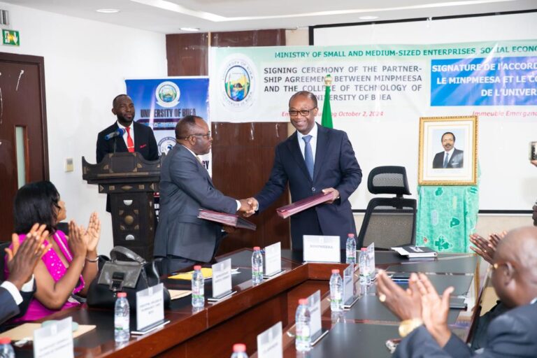 Signature d’un accord de partenariat entre le MINPMEESA et le College of Technology de l’Université de Buéa