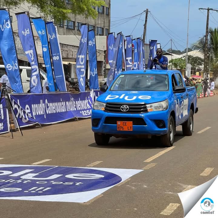 Le Maillot Bleu CAMTEL Tient Bon : Tientcheu Reste Leader du Tour du Cameroun, l’Adrénaline Monte à Limbé !